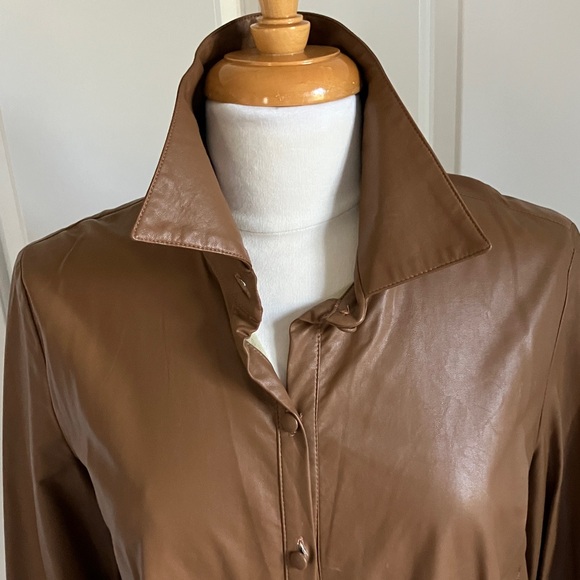 Chic Long Sleeve Belted Dress in Brown - Picture 5 of 7